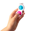 Брелок-антистрес Fat Brain Toys Simpl Dimpl Кнопки 4 кольори в асорт. (F2111ML)