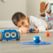 Игровой STEM-набор LEARNING RESOURCES – РОБОТ BOTLEY® 2.0 (программируемый робот, пульт, аксесс.)