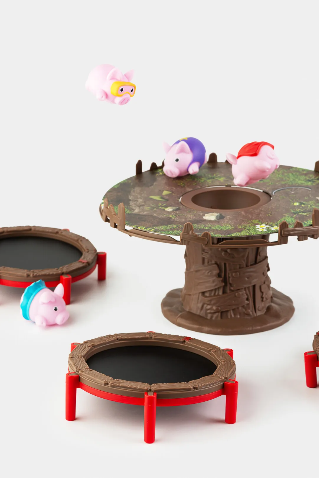 Хрюшки – попрыгушки (Pigs on Trampolines) Fun Games Shop - Настольная игра  купить по цене 1099 грн грн. в Украине | Интернет-Магазин ROZUM